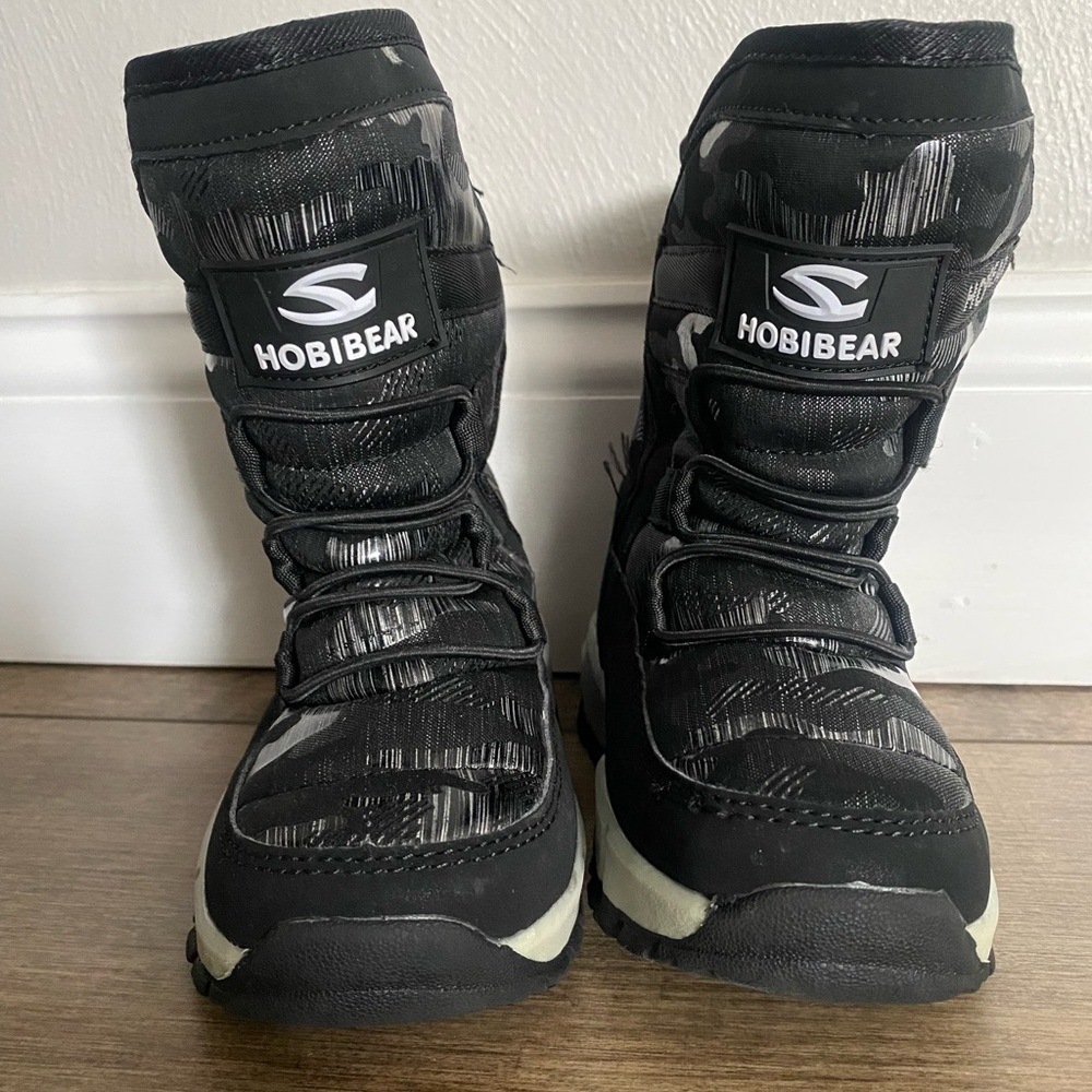 Kids’ Snow Boots size 11